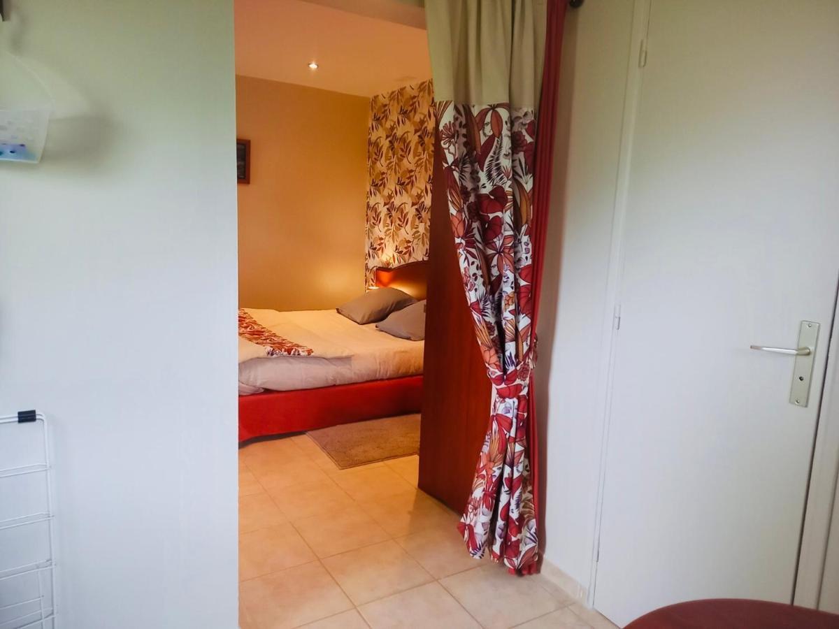Maisonnette Bretonne Quemper-Guezennec Экстерьер фото