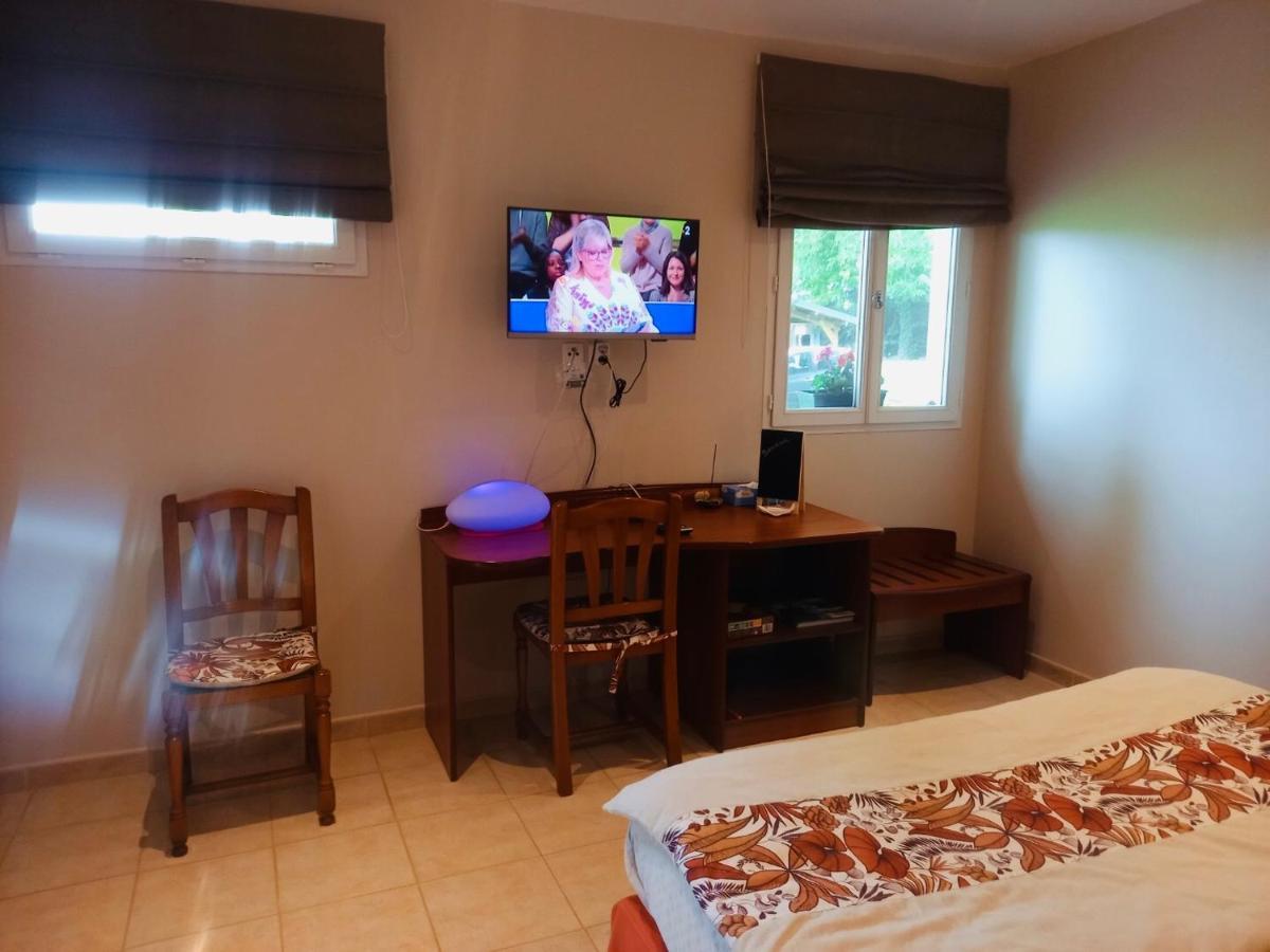 Maisonnette Bretonne Quemper-Guezennec Экстерьер фото